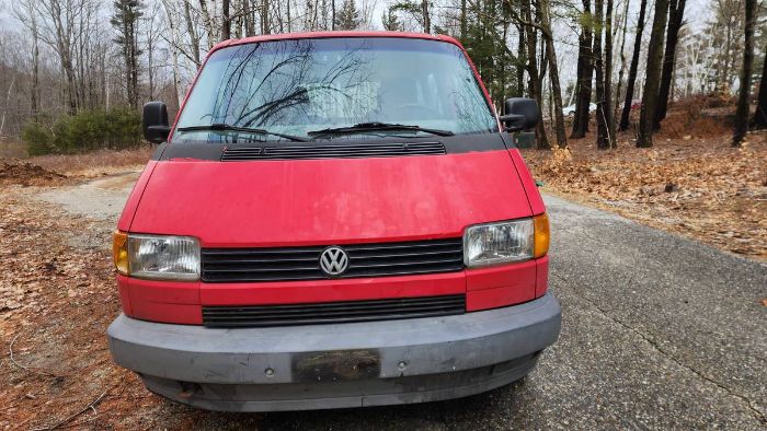 Volkswagen-Vanagon-1993-Red-14