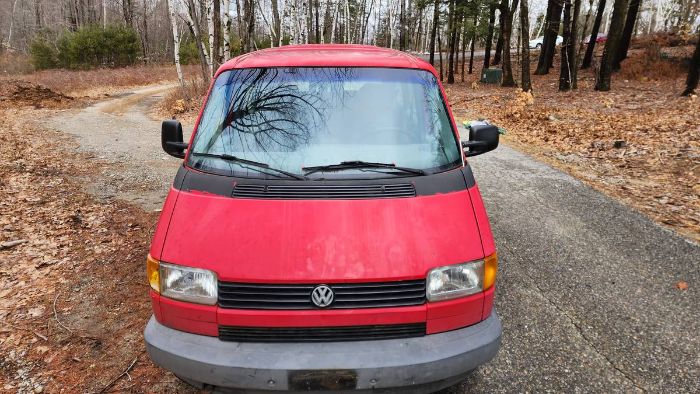 Volkswagen-Vanagon-1993-Red-15