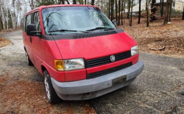 Volkswagen-Vanagon-1993-Red-16