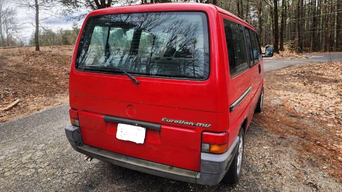 Volkswagen-Vanagon-1993-Red-18