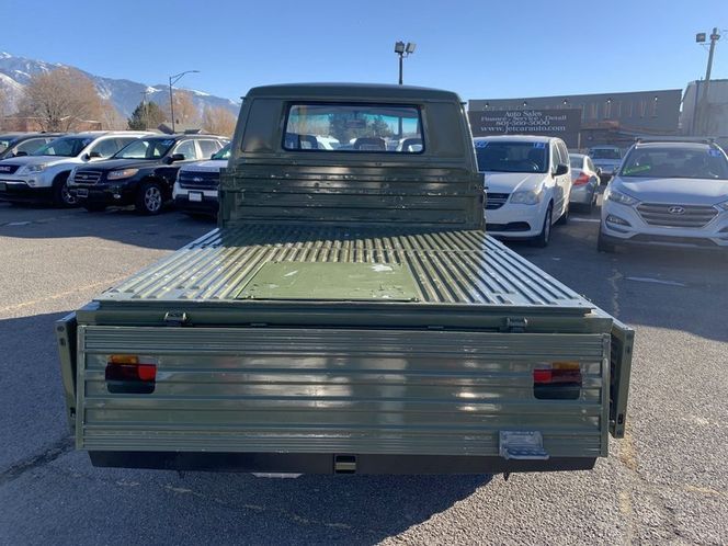 Volkswagen-Vanagon-1995-Green-Black-13