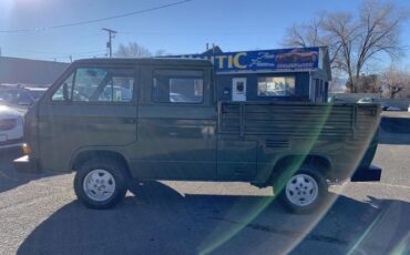 Volkswagen-Vanagon-1995-Green-Black-15
