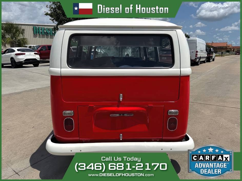 Volkswagen-Vanagon-custom-4spd-1968-1