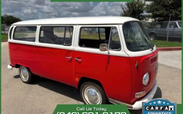 Volkswagen-Vanagon-custom-4spd-1968-3
