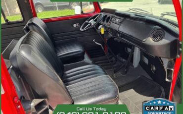 Volkswagen-Vanagon-custom-4spd-1968-9