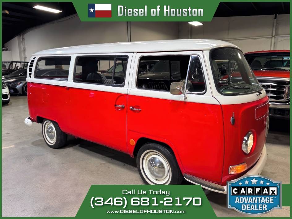 Volkswagen-Vanagon-custom-4spd-1968