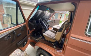 Volkswagen-Vanagon-westfalia-1984-brown-5