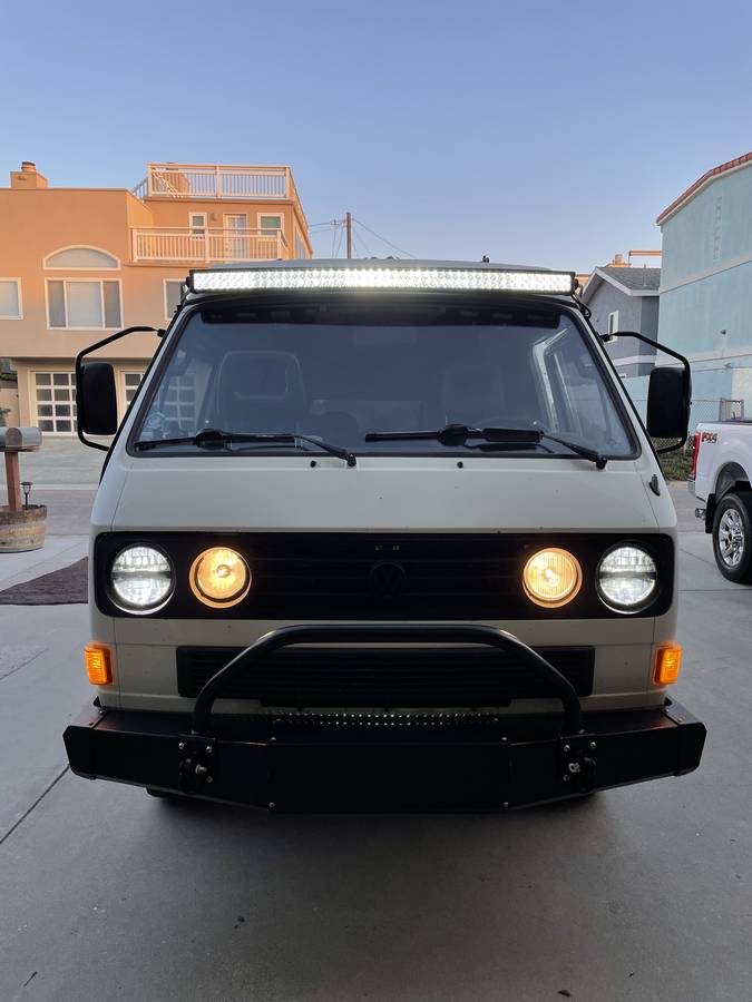 Volkswagen-Vanagon-westfalia-1990-white-6