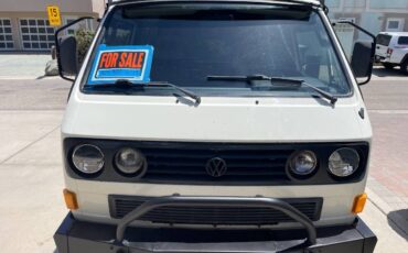 Volkswagen-Vanagon-westfalia-1990-white-7