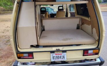 Volkswagen-Vanagon-westfalia-diesel-1982-16