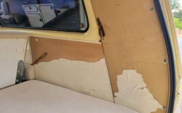 Volkswagen-Vanagon-westfalia-diesel-1982-17