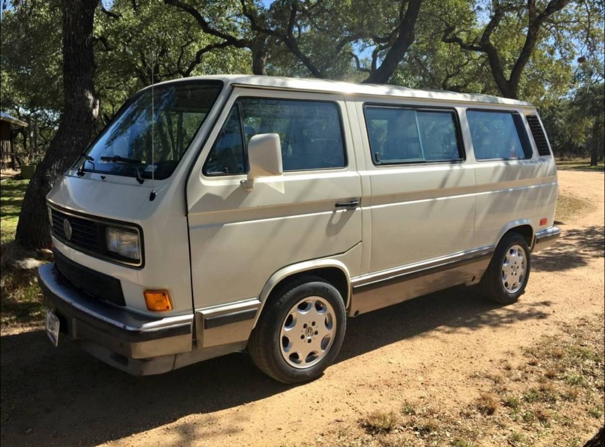Volkswagen-Vanagon-westfalia-eurovan-1990-white
