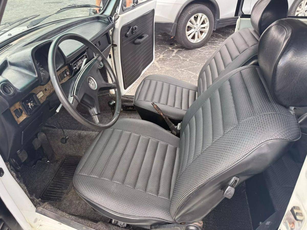 Volkswagen-Volkswagen-convertibl-1979-white-10