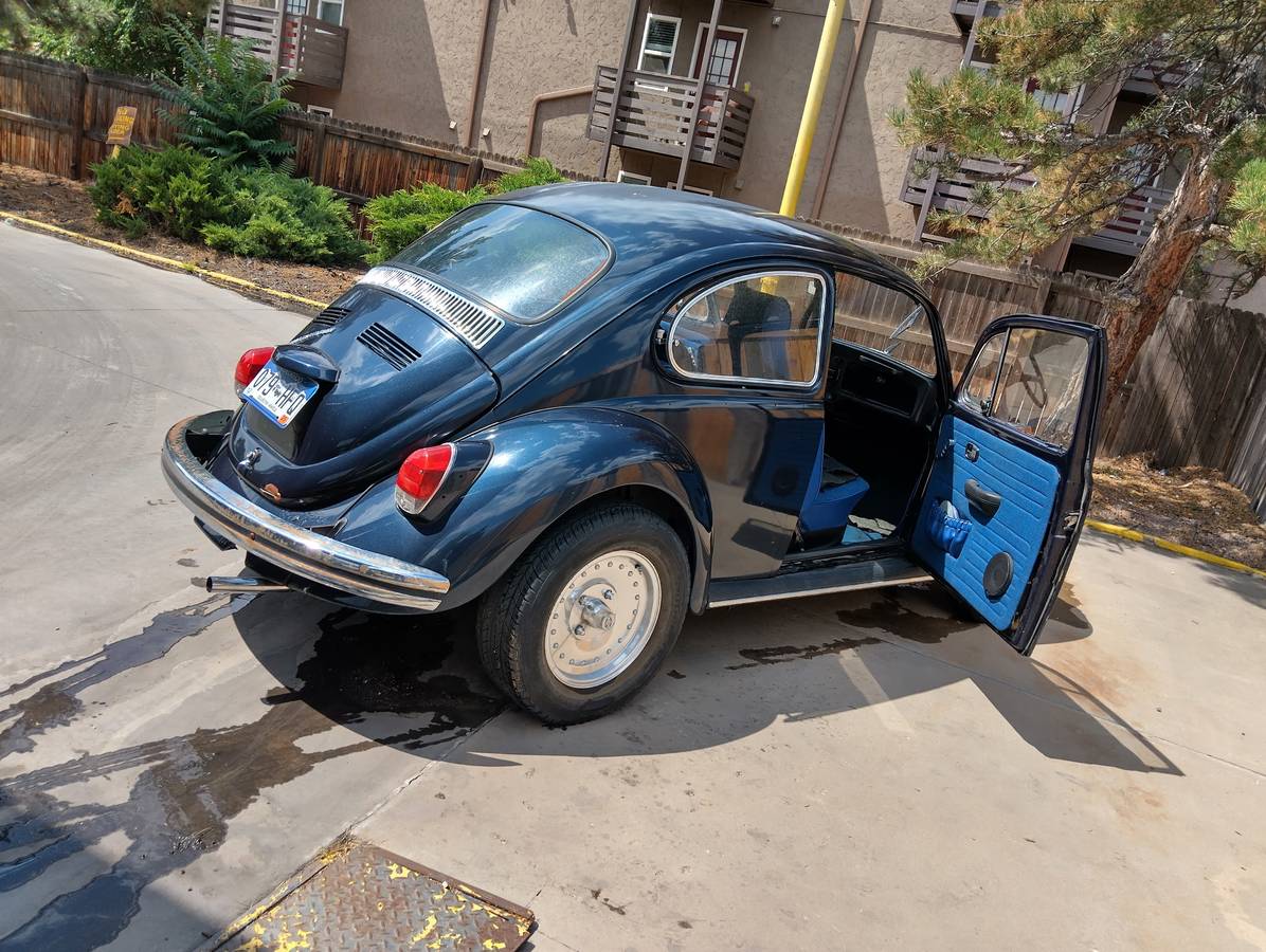 Volkswagen-Vw-beetle-1970-blue-2