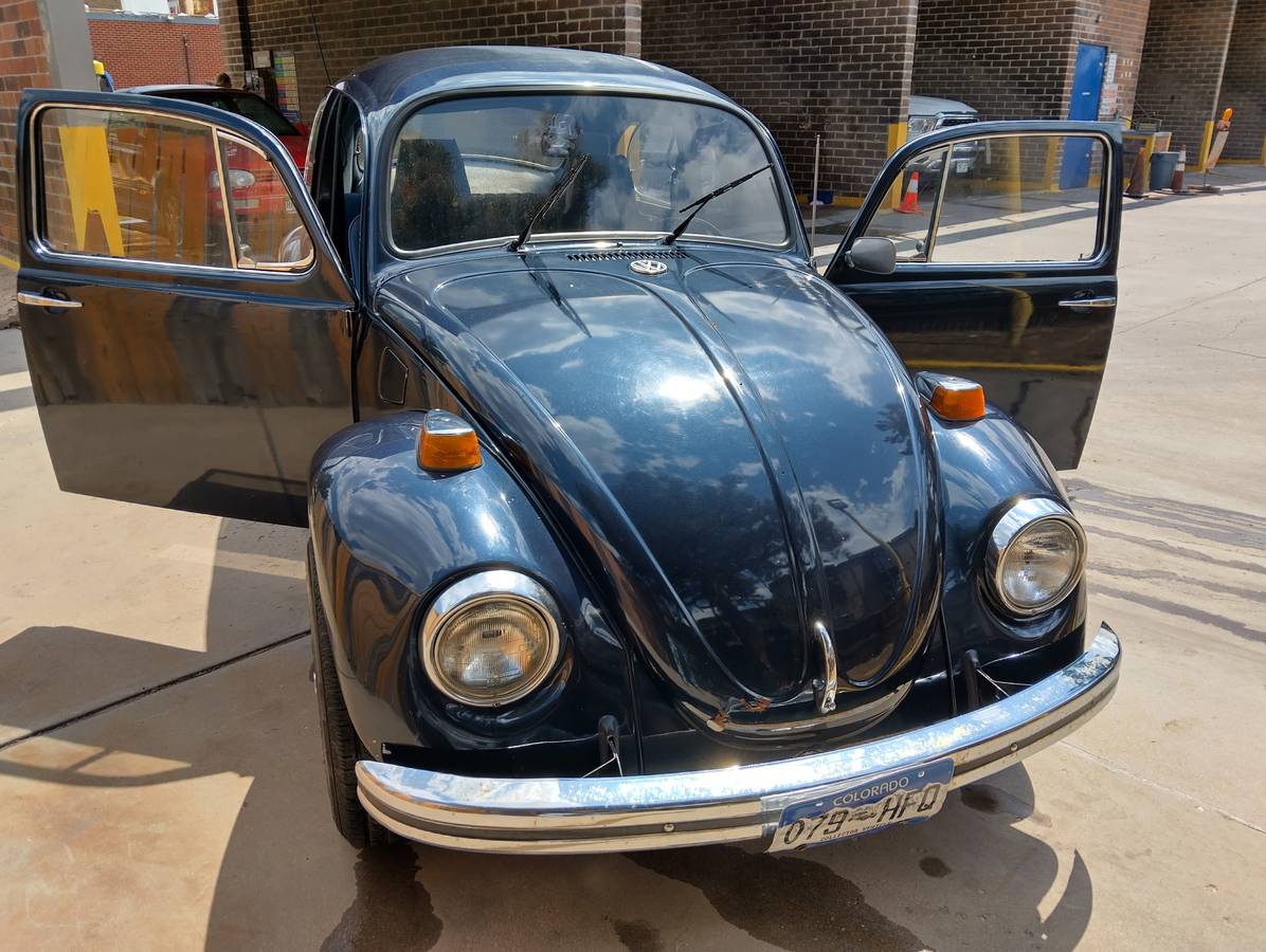 Volkswagen-Vw-beetle-1970-blue-3