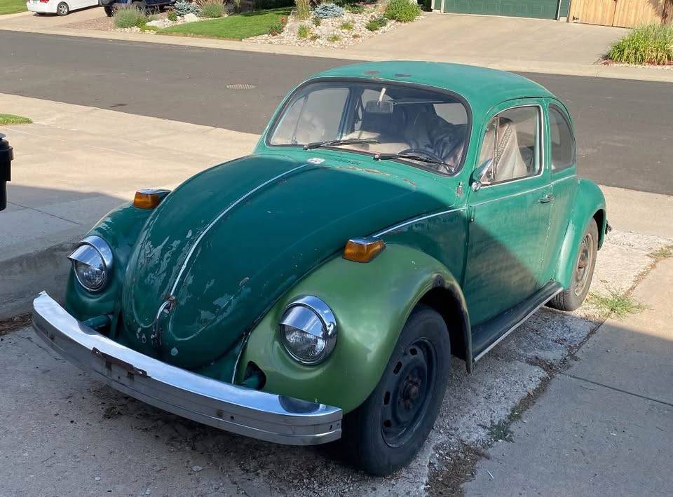 Volkswagen-Vw-bug-v-1974-green-6