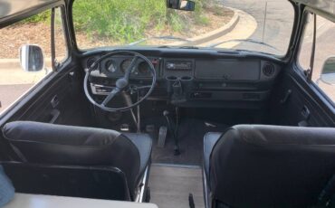Volkswagen-Vw-camper-1977-1