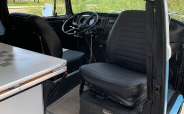 Volkswagen-Vw-camper-1977-9