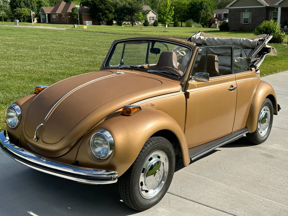 Volkswagen-Vw-super-beetle-convertible-1971-3