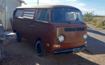 Volkswagen-Vw-type-2-1970