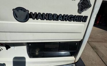 Volkswagen-Vw-vanagon-westfalia-1984-white-9