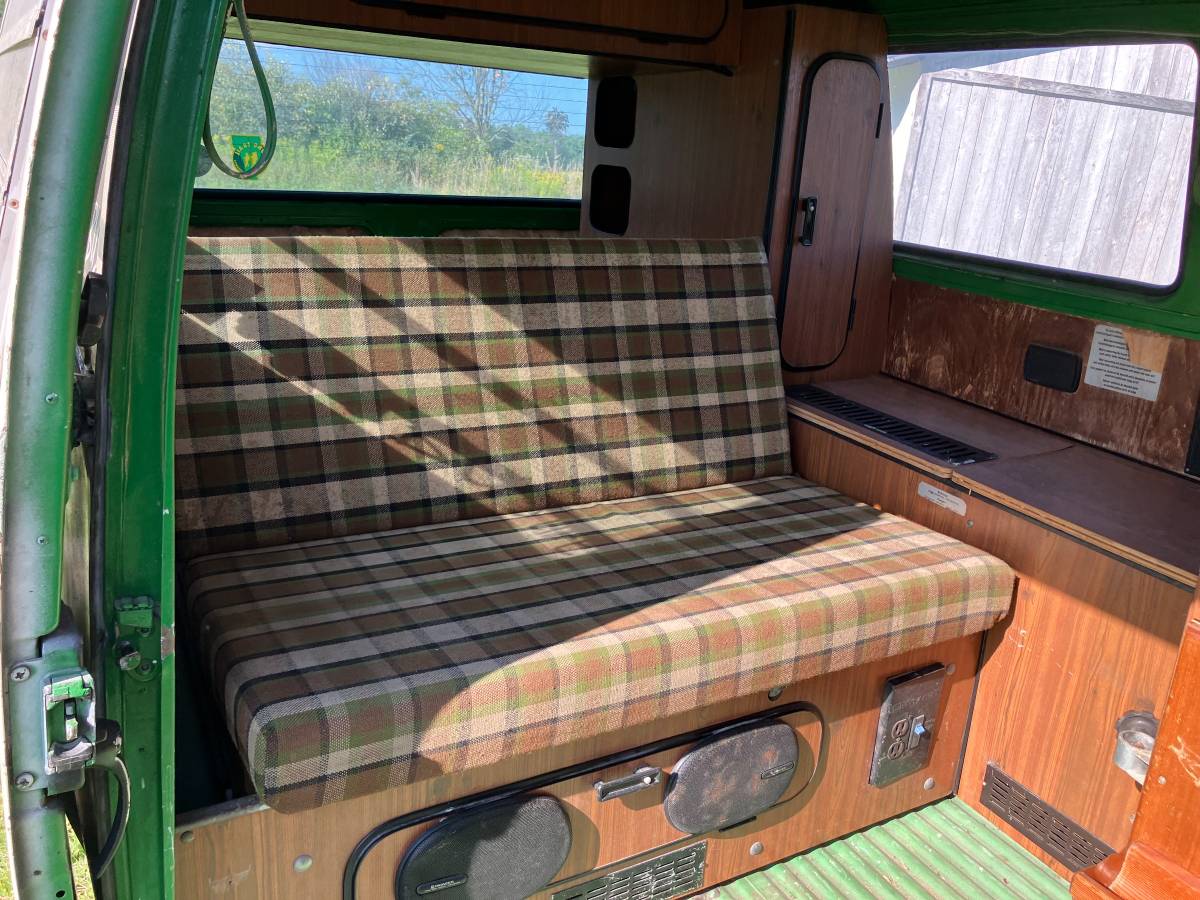 Volkswagen-Vw-westfalia-1978-custom-5