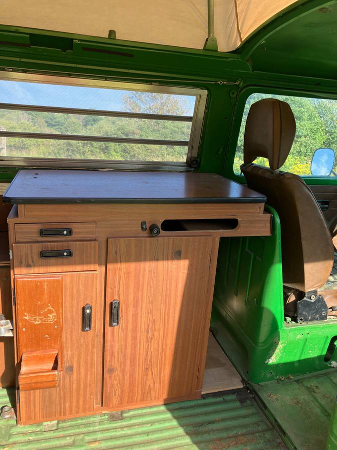 Volkswagen-Vw-westfalia-1978-custom-8