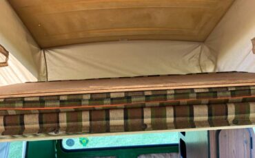 Volkswagen-Vw-westfalia-1978-custom-9