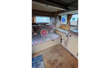 Volkswagen-Westfalia-camper-1981-Orange-Various-13