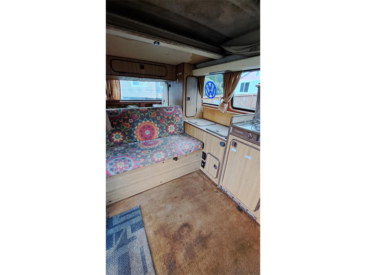 Volkswagen-Westfalia-camper-1981-Orange-Various-13
