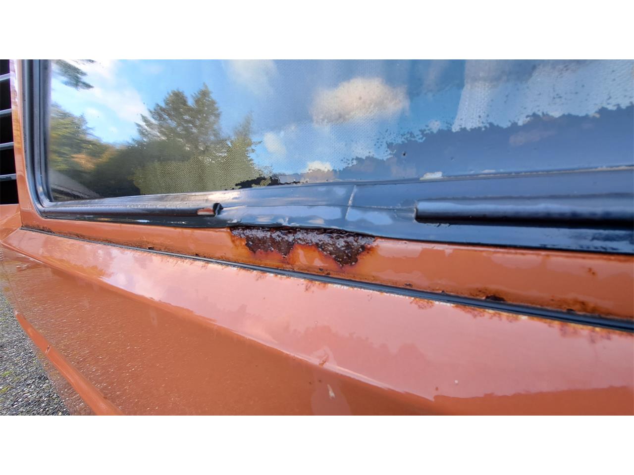 Volkswagen-Westfalia-camper-1981-Orange-Various-18