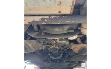 Volkswagen-Westfalia-camper-1981-Orange-Various-26