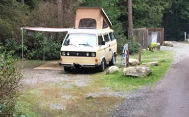Volkswagen-Westfalia-camper-1981-Yellow-Brown-1