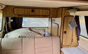 Volkswagen-Westfalia-camper-1981-Yellow-Brown-4