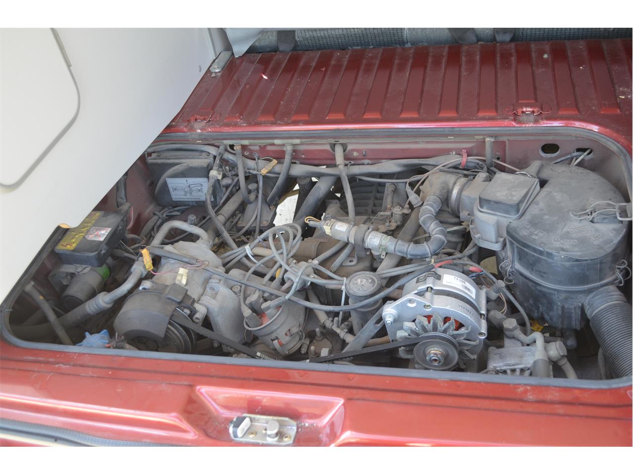 Volkswagen-Westfalia-camper-1988-Maroon-Grey-12