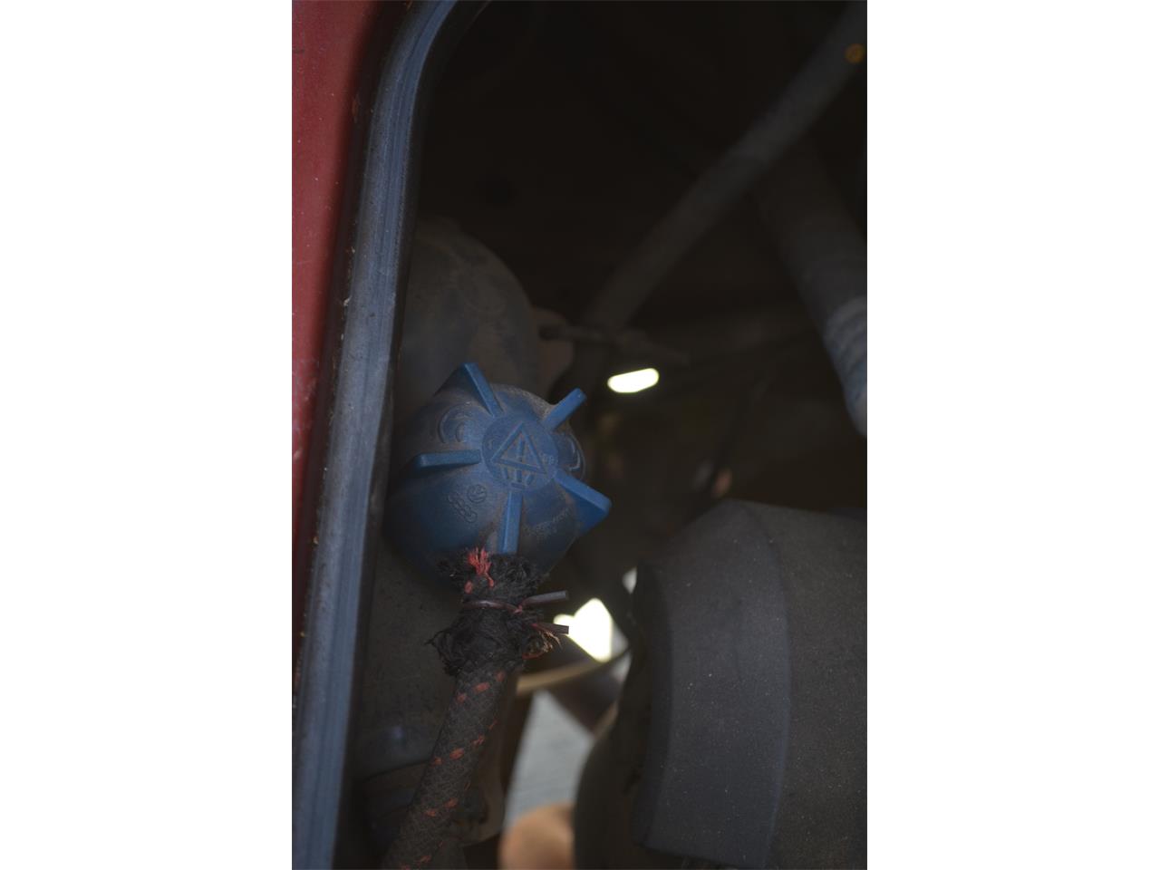 Volkswagen-Westfalia-camper-1988-Maroon-Grey-16