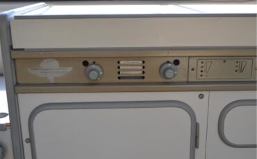 Volkswagen-Westfalia-camper-1988-Maroon-Grey-3
