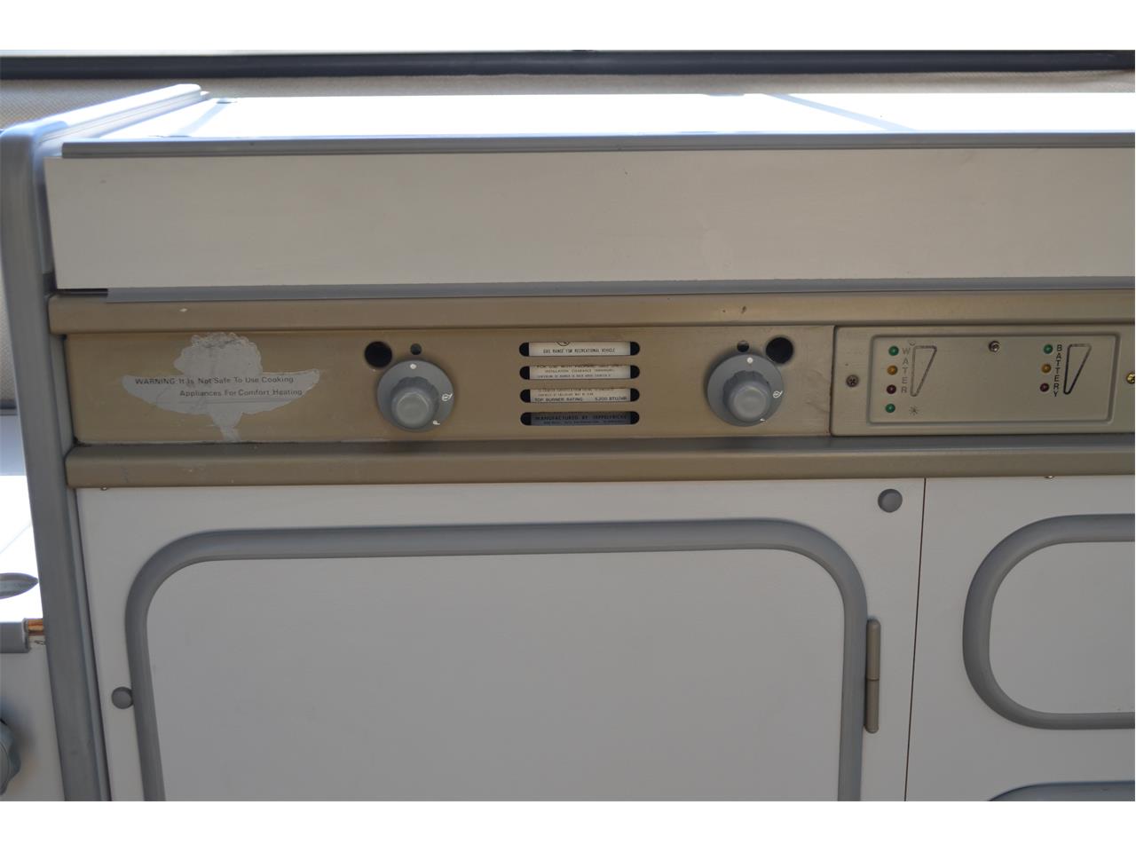 Volkswagen-Westfalia-camper-1988-Maroon-Grey-3
