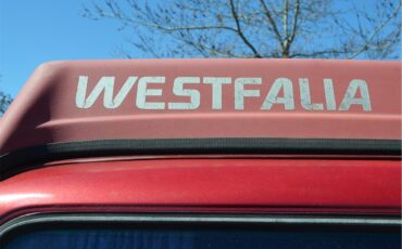Volkswagen-Westfalia-camper-1988-Maroon-Grey-4