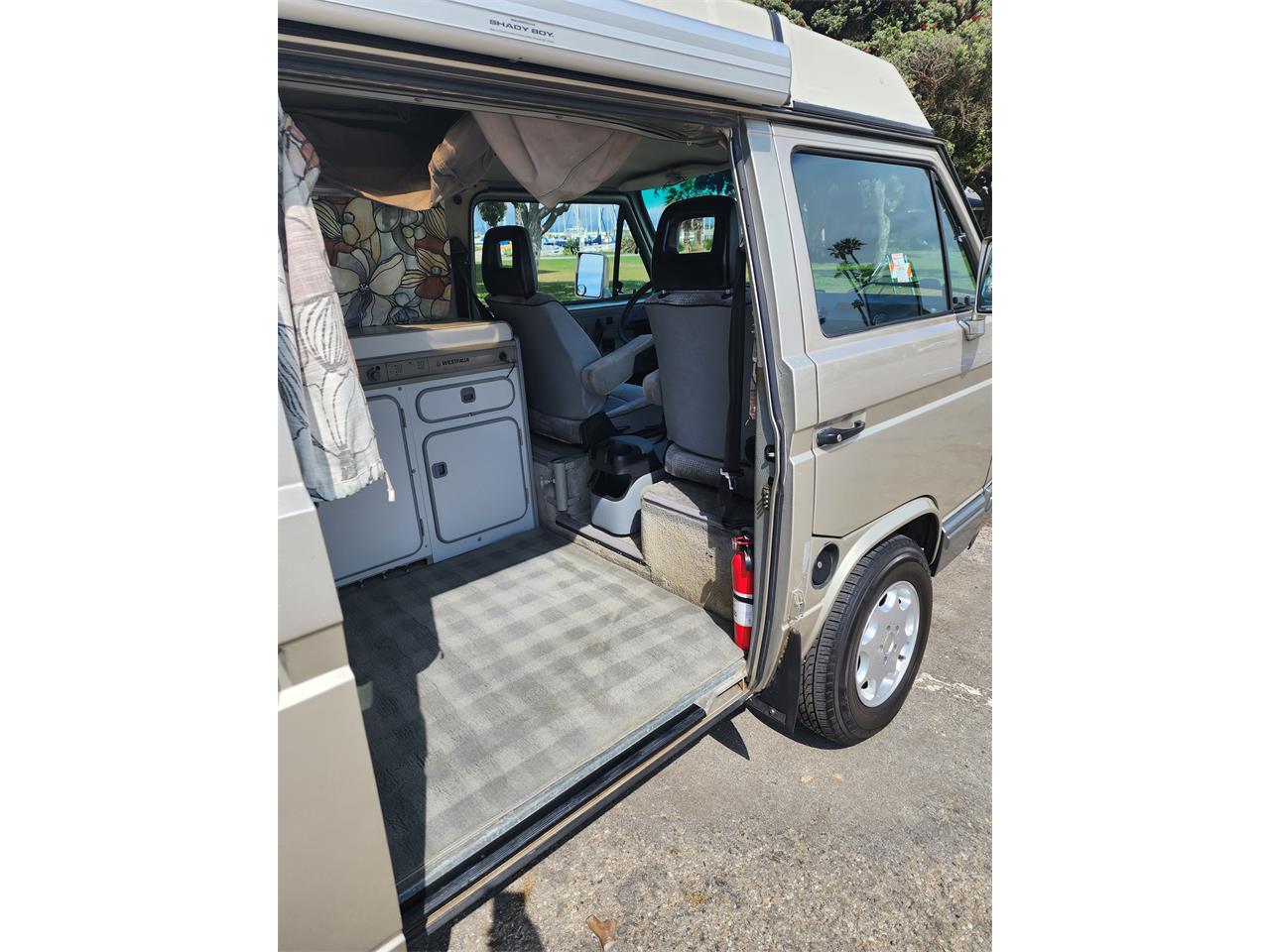 Volkswagen-Westfalia-camper-1991-Bronze-Gray-10