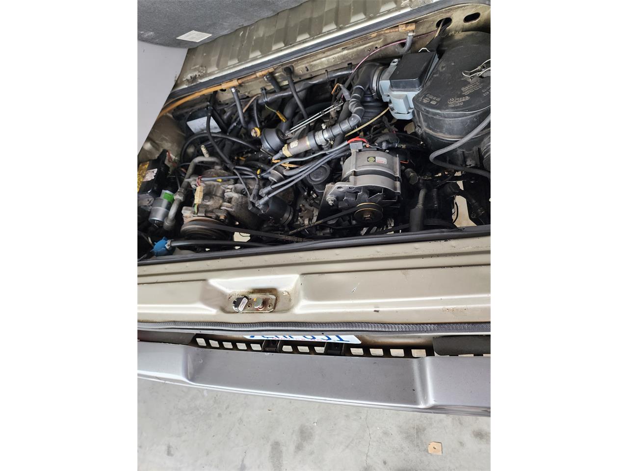 Volkswagen-Westfalia-camper-1991-Bronze-Gray-17