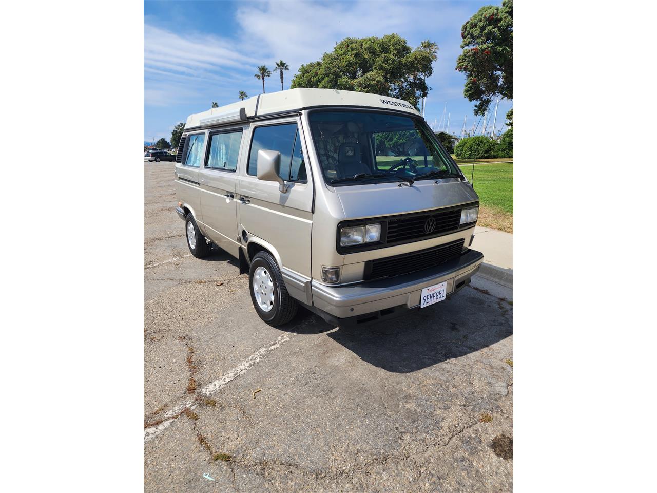 Volkswagen-Westfalia-camper-1991-Bronze-Gray-18