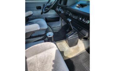Volkswagen-Westfalia-camper-1991-Bronze-Gray-24