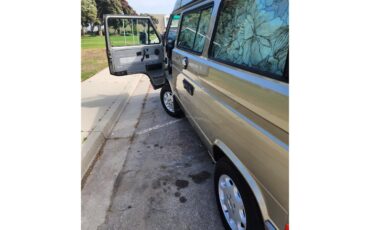 Volkswagen-Westfalia-camper-1991-Bronze-Gray-32