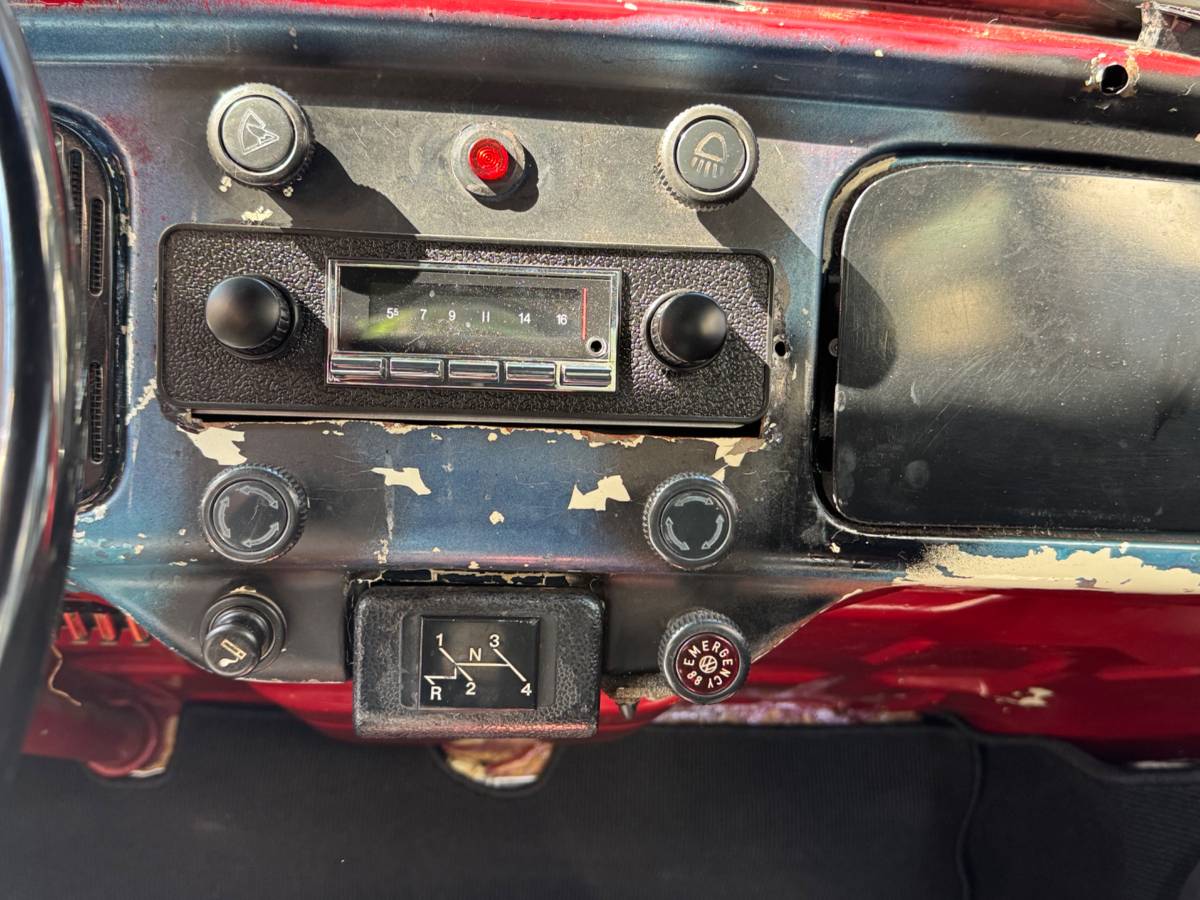 Volkswagen-beetle-1968-red-12