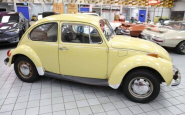 Volkswagen-beetle-1972-yellow-1