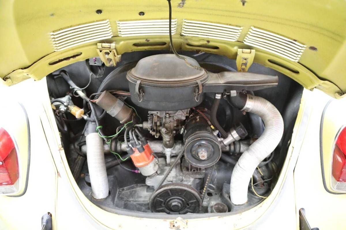 Volkswagen-beetle-1972-yellow-15