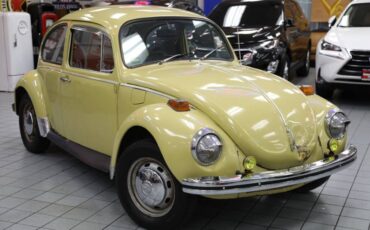 Volkswagen-beetle-1972-yellow-8