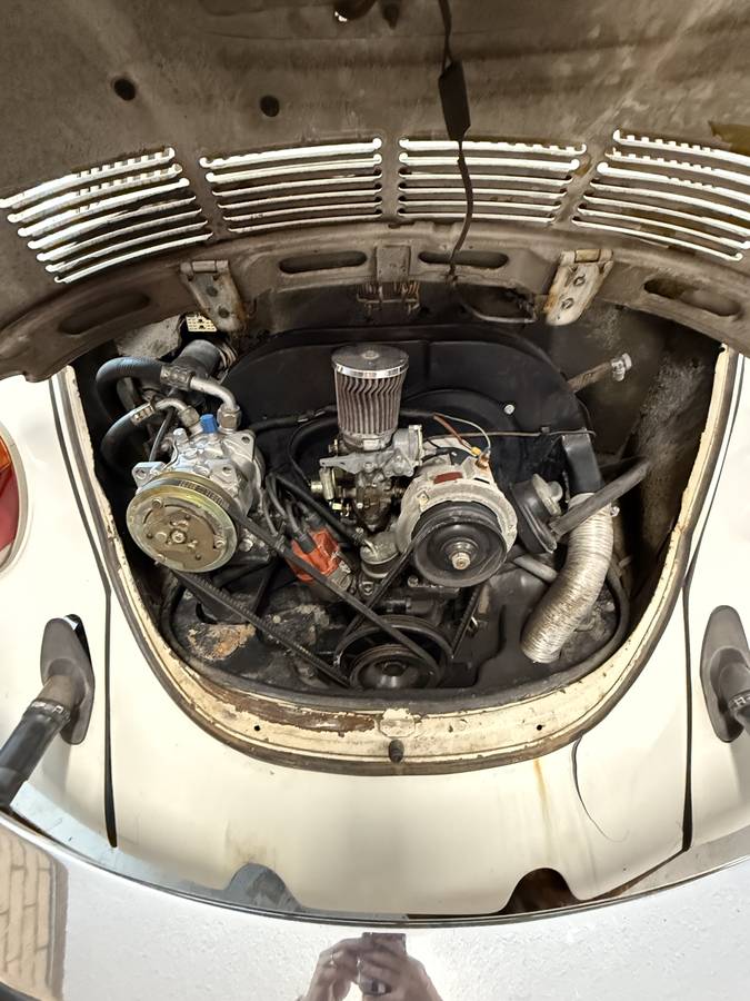 Volkswagen-beetle-1974-white-6