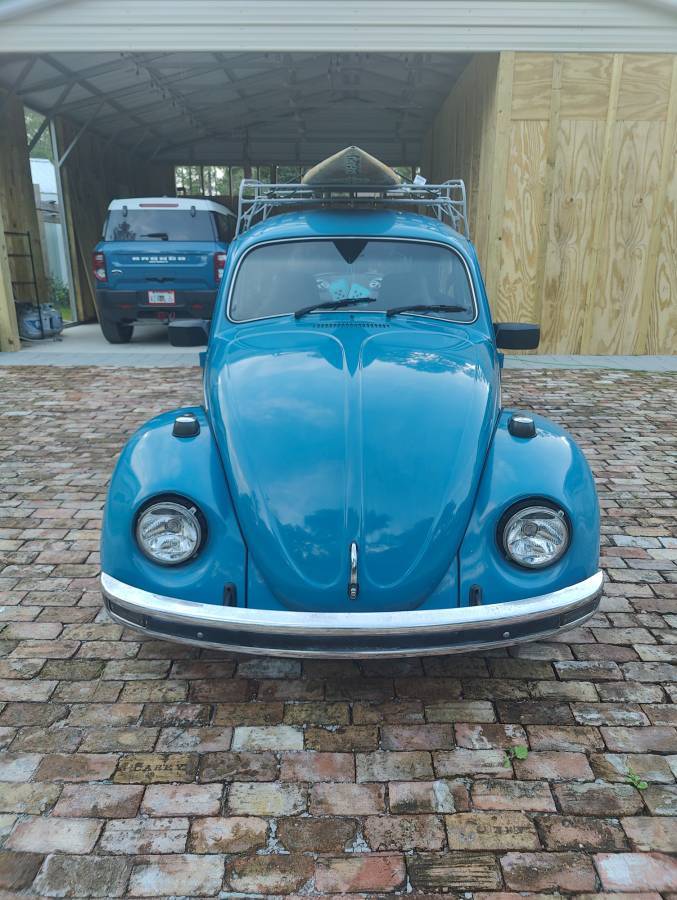 Volkswagen-beetle-1976-blue-1